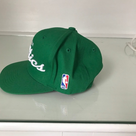 Baseball cap - Picture 2 of 4